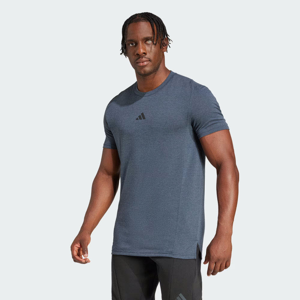 D4T TEE